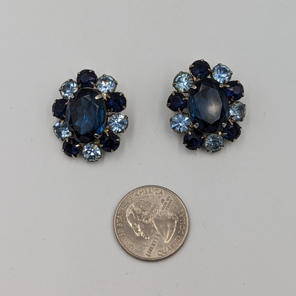 Glass Rhinestones Clip On Earrings London Blue/Light Blue Color Silver Tone VTG - Picture 12 of 12